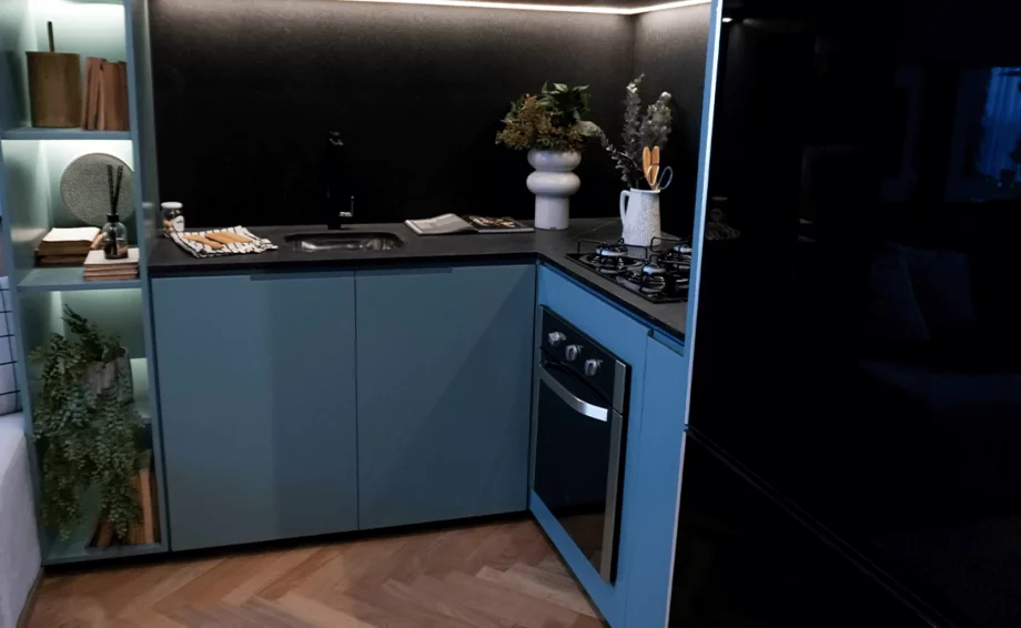 COZINHA com configuração em "L" permitindo maior aproveitamento do espaço, assim você consegue criar uma bancada com espaço para pia, área de preparo de alimentos, cooktop e geladeira embutida.